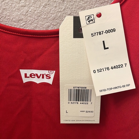 🆕 Levi’s red body suit - Picture 4 of 4